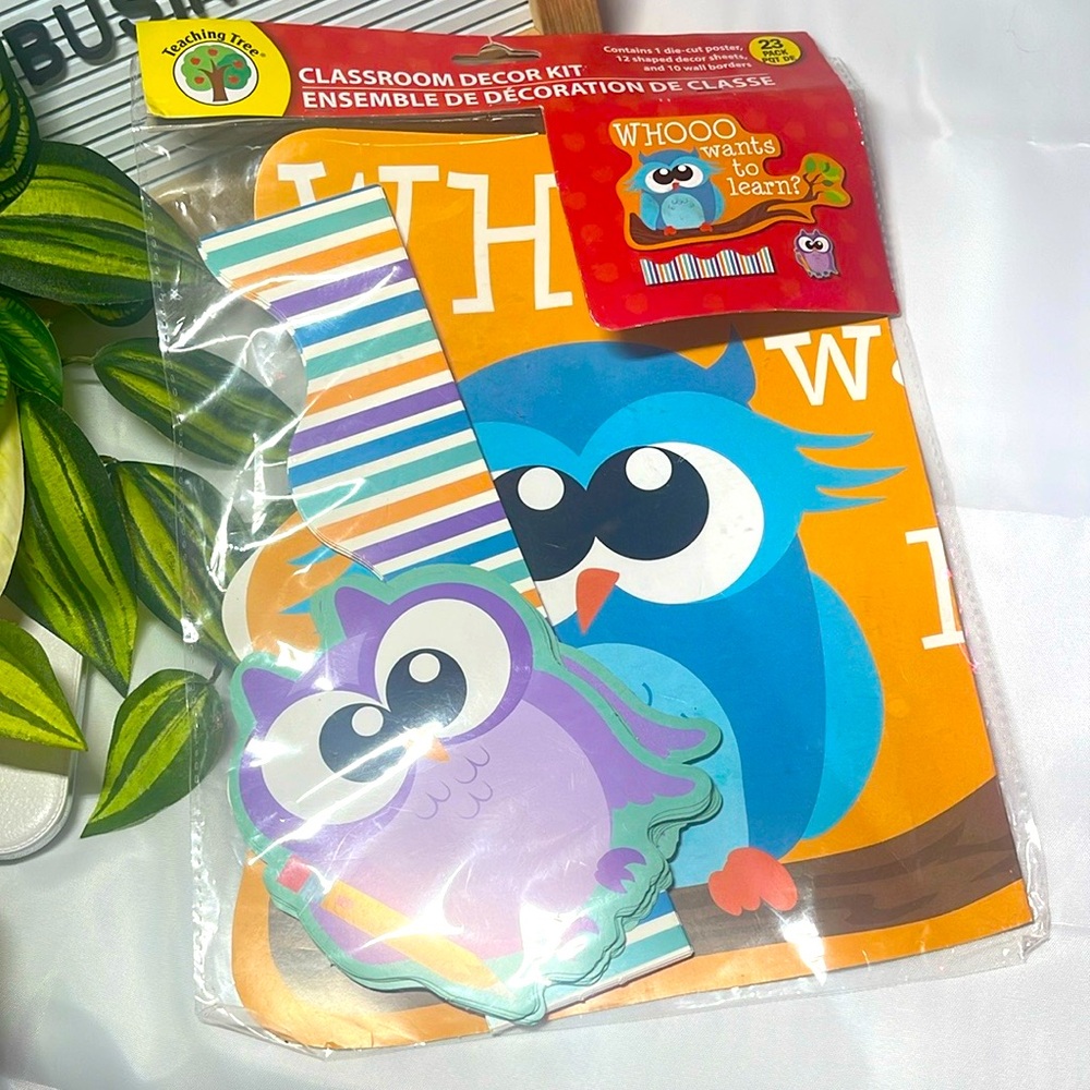 Classroom Decor Kit with Owl Theme